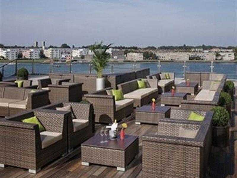 Hotel Mövenpick Centre